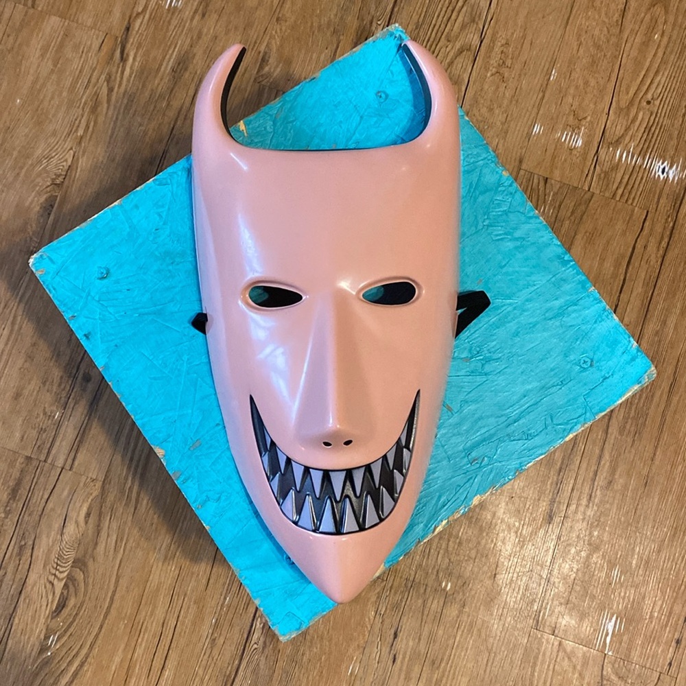 Disney 2018 Lock mask nightmare before christmas plastic mask